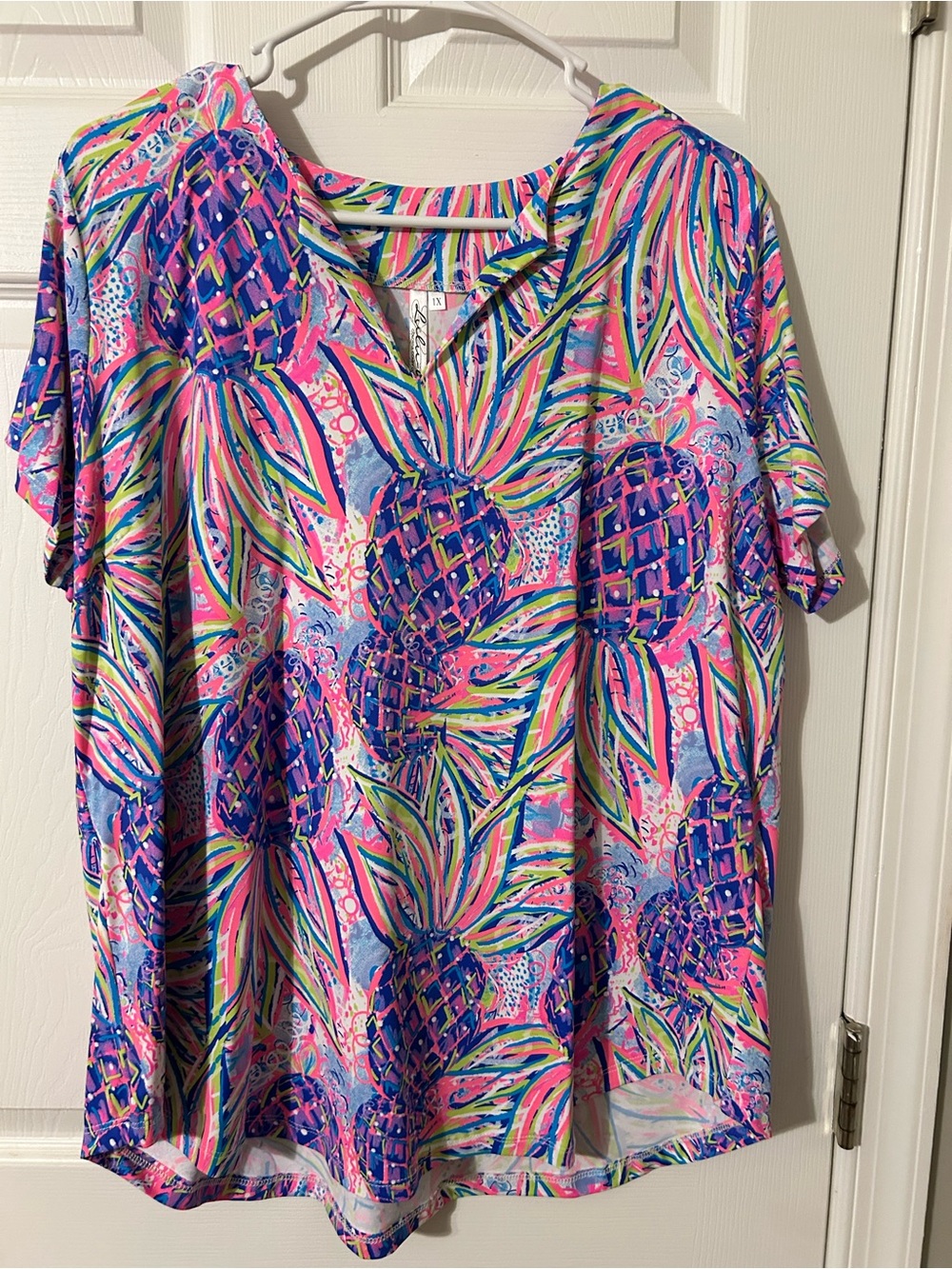 Lulu-B Pineapple-Print V-Neck Tee in Pink, Blue & Green